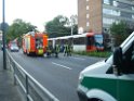 VU PKW KVB Bahn Koeln Vogelsang Venloerst Kohlgrabenweg P050